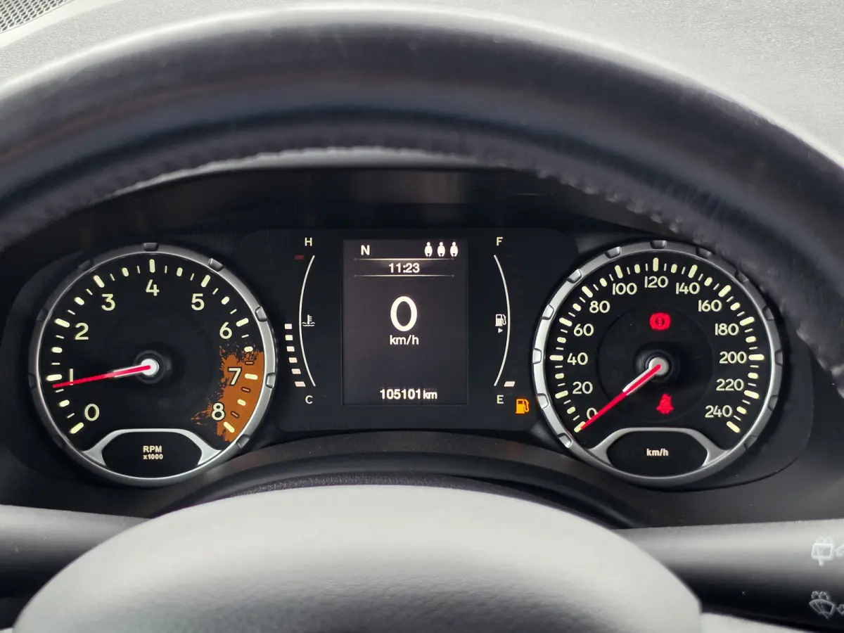 1.6 E-Torq Black Line | Navi | Cruise control | Parkeersensor |