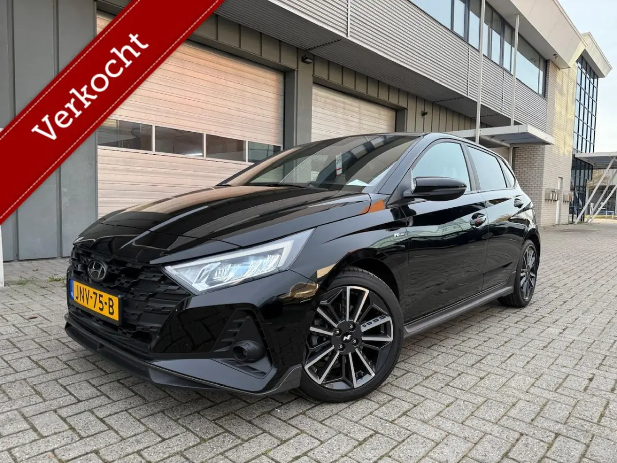 1.0 Benz + Elek | N-Line | Aut | Camera | Xenon