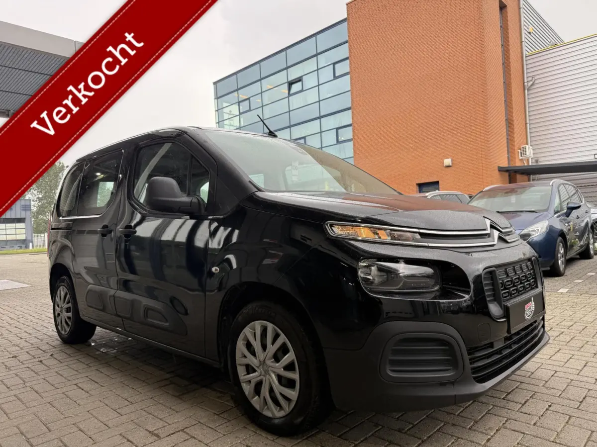 1.2 Benzine | Bluetooth | 5 zitplaatsen