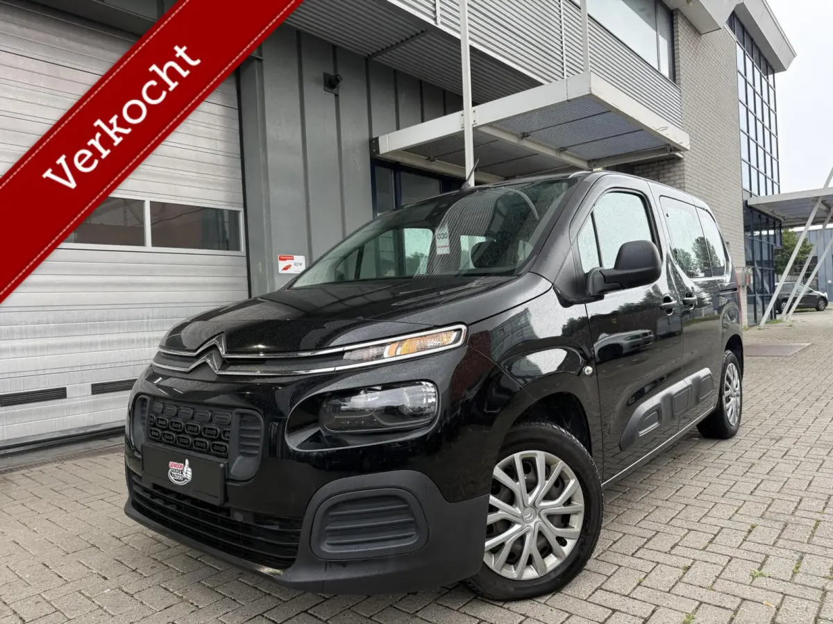 1.2 Benzine | Bluetooth | 5 zitplaatsen