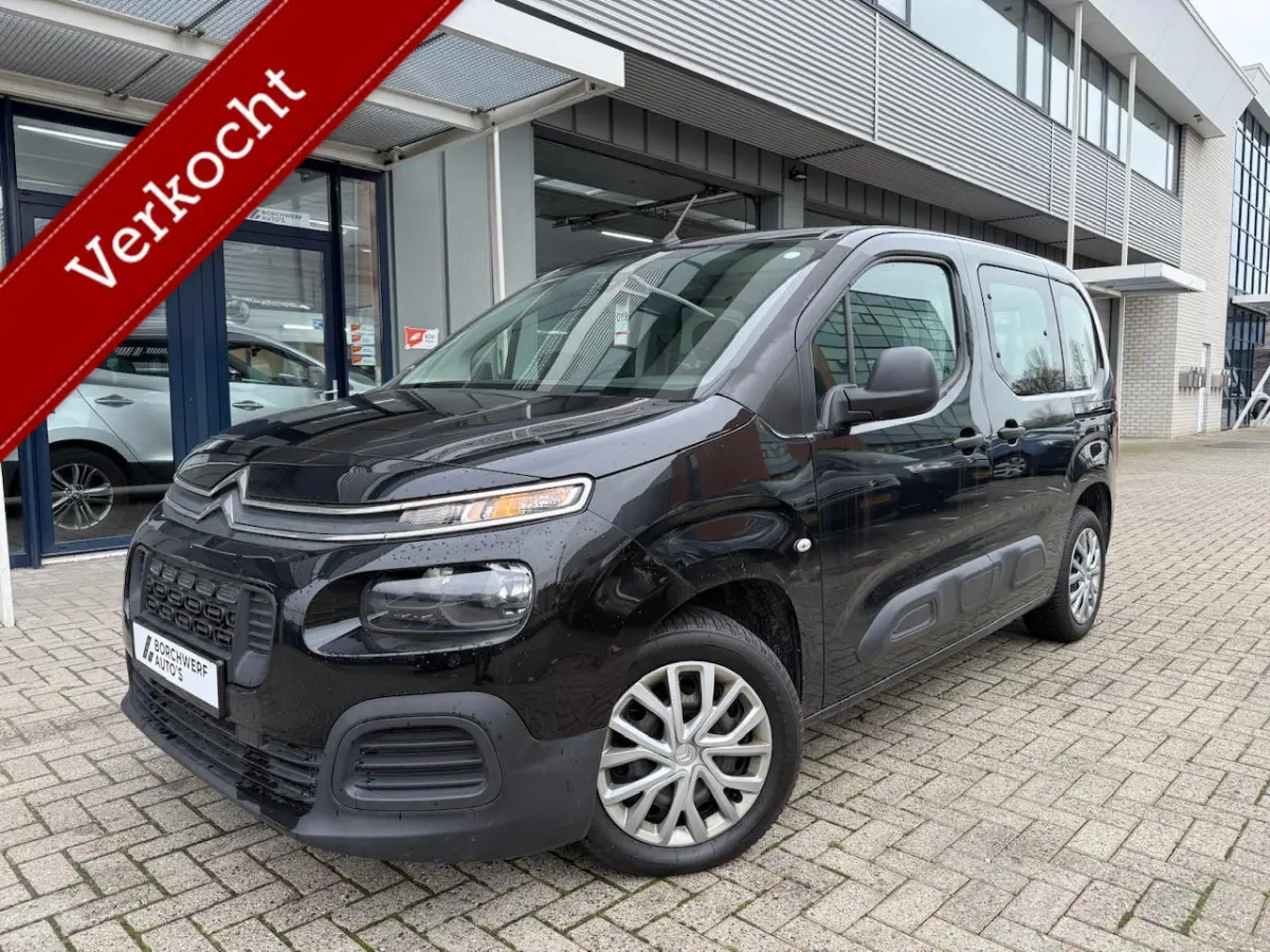 1.2 Benzine | Bluetooth | 5 zitplaatsen
