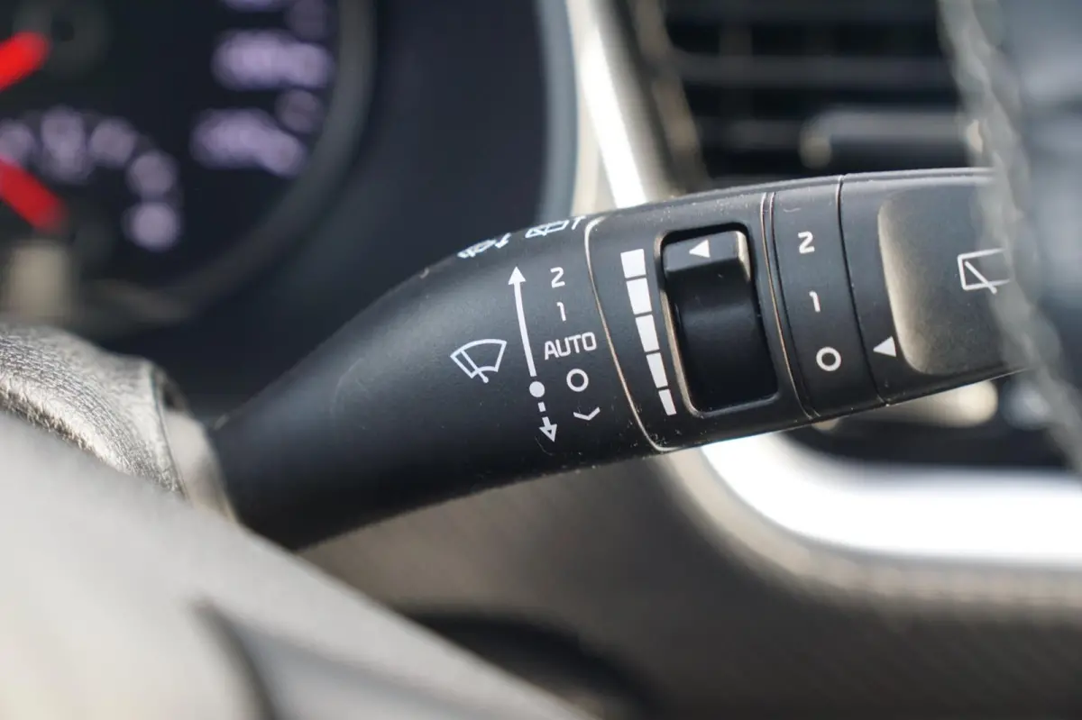 1.0 T-GDi MHEV GT-Line Automaat - Black Pearl - Android/Clima/Nav
