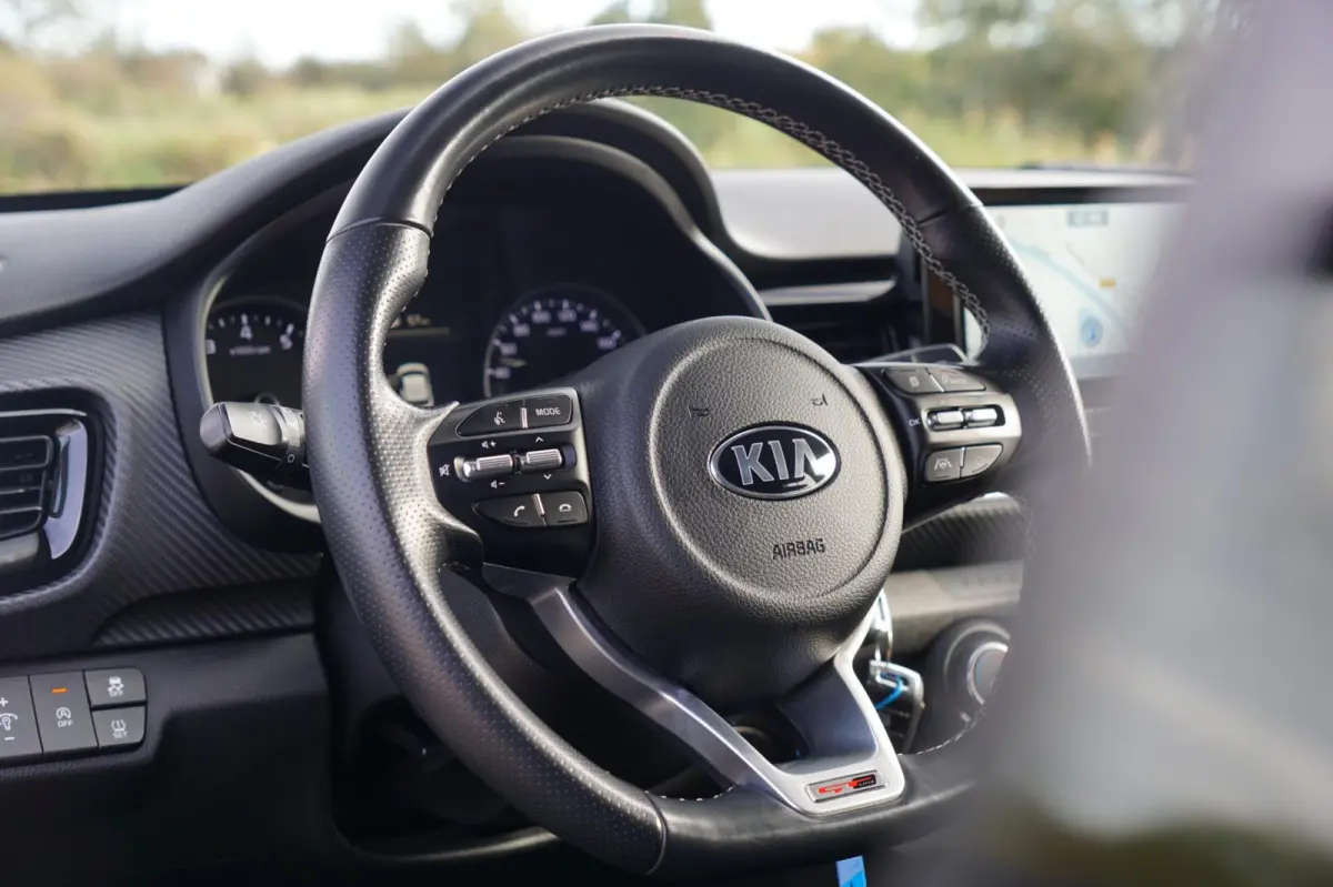 1.0 T-GDi MHEV GT-Line Automaat - Black Pearl - Android/Clima/Nav