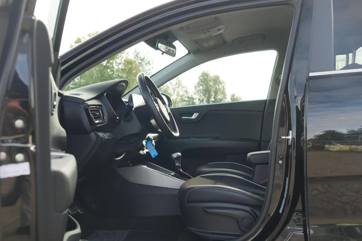 1.0 T-GDi MHEV GT-Line Automaat - Black Pearl - Android/Clima/Nav