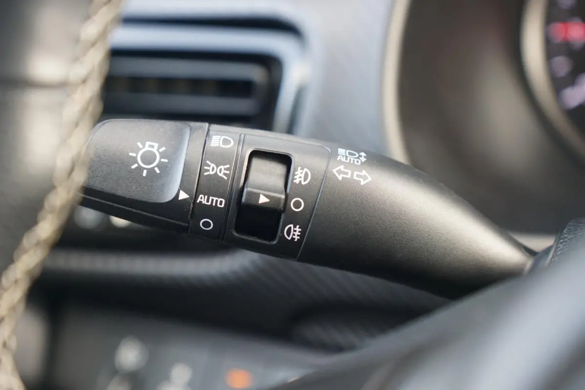 1.0 T-GDi MHEV GT-Line Automaat - Black Pearl - Android/Clima/Nav