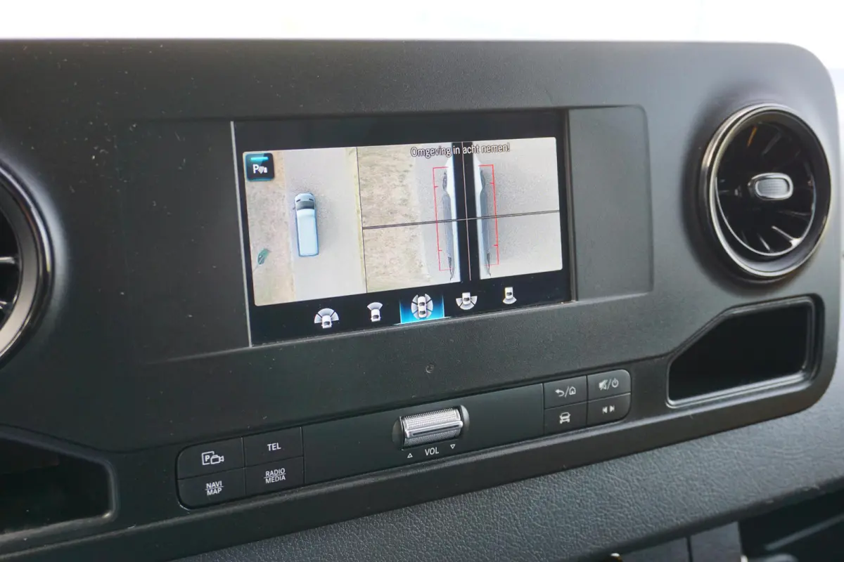 317 L2H2 RWD Automaat |EURO6 |1e eigenaar |Topstaat |Betimmering |Camera |Cruise |Navi |Climate control |Stoelverwarming |3500 KG |170 pk