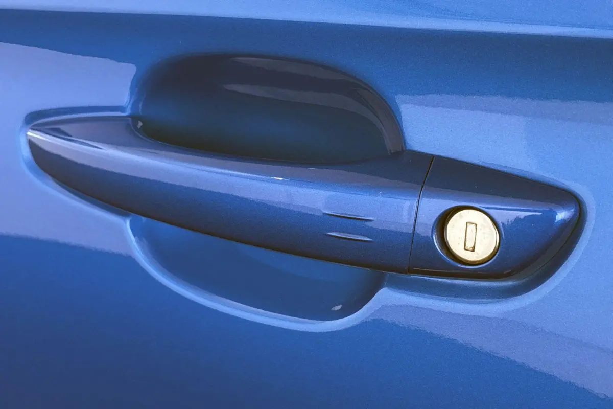 1.6 Turbo Plug-In Hybrid Ultimate / Lederpack/ Winterpack / 19'' velgen