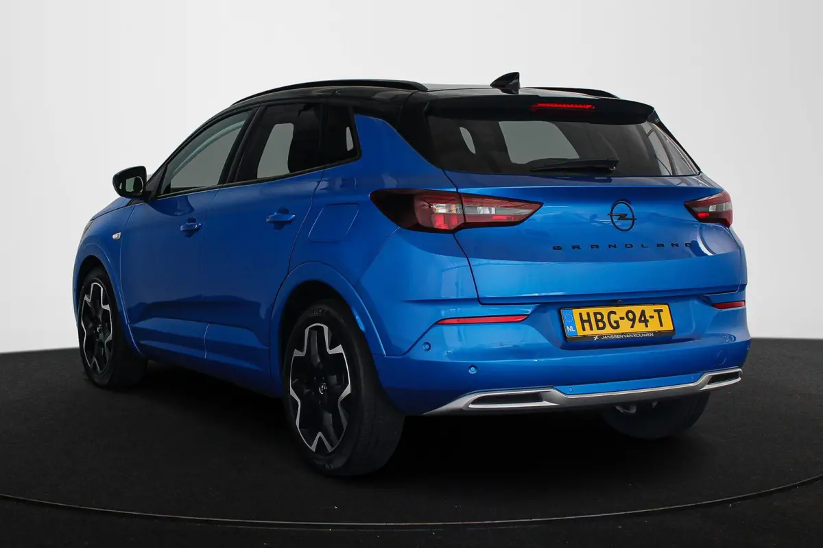 1.6 Turbo Plug-In Hybrid Ultimate / Lederpack/ Winterpack / 19'' velgen