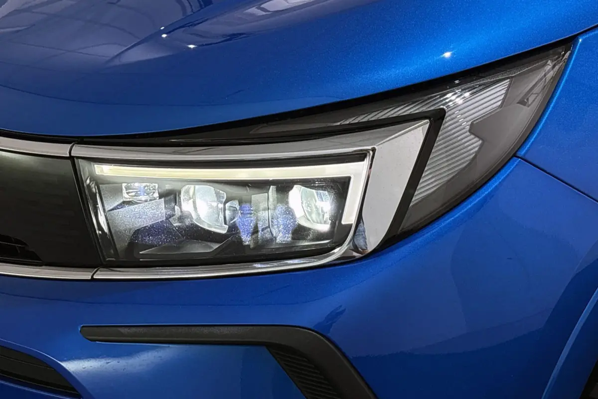 1.6 Turbo Plug-In Hybrid Ultimate / Lederpack/ Winterpack / 19'' velgen