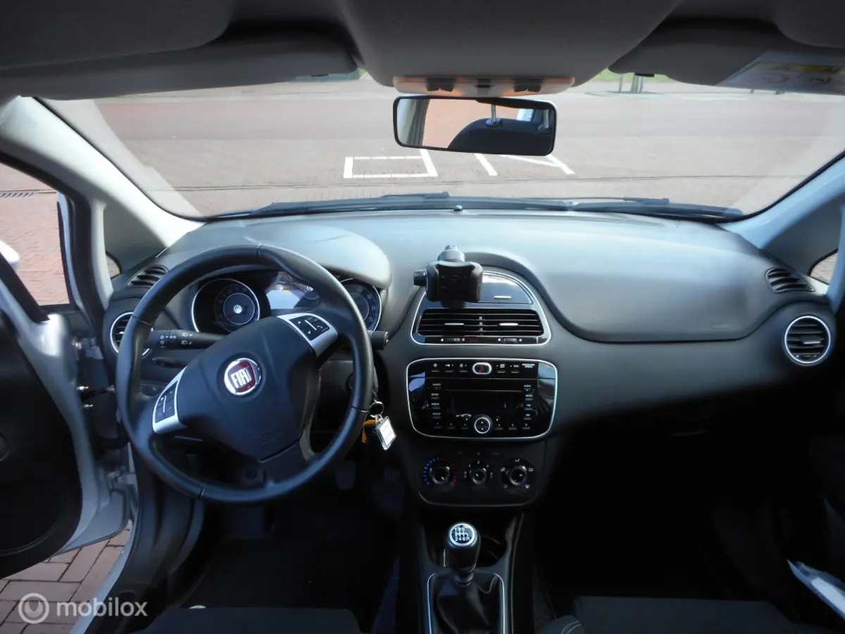 TwinAir Turbo 100PK Edizione Cool 5drs METALLIC LAK+CRUISE CONTROL+RESERVEWIEL+BLUETOOTH