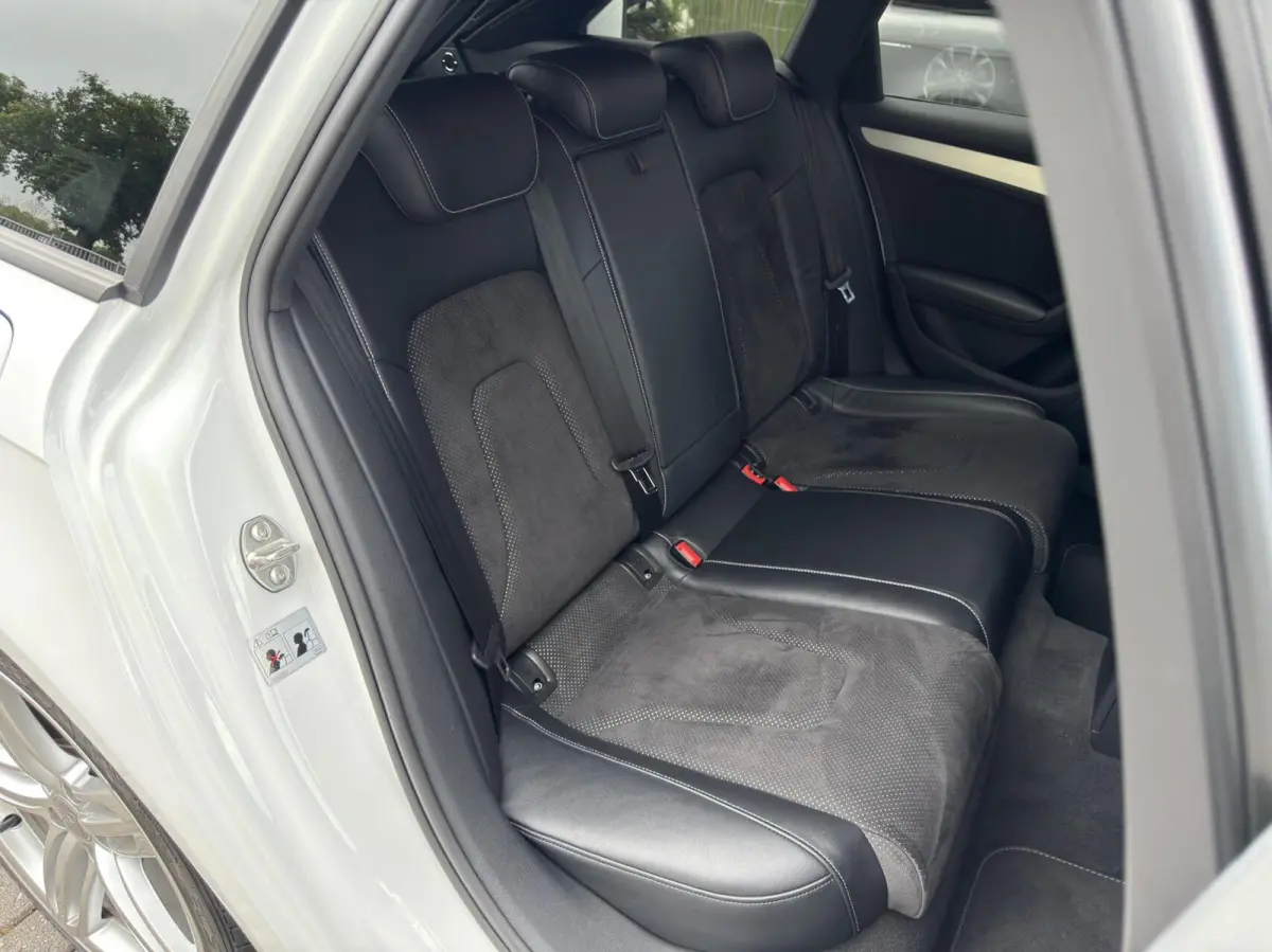 2.0 TFSI quattro S-Line 211pk *61.000km*|B&O|Carplay|Youngtimer|