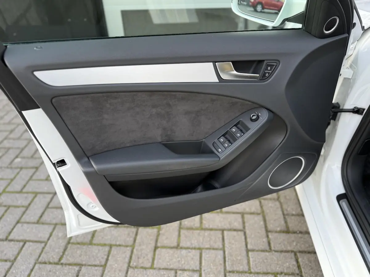 2.0 TFSI quattro S-Line 211pk *61.000km*|B&O|Carplay|Youngtimer|