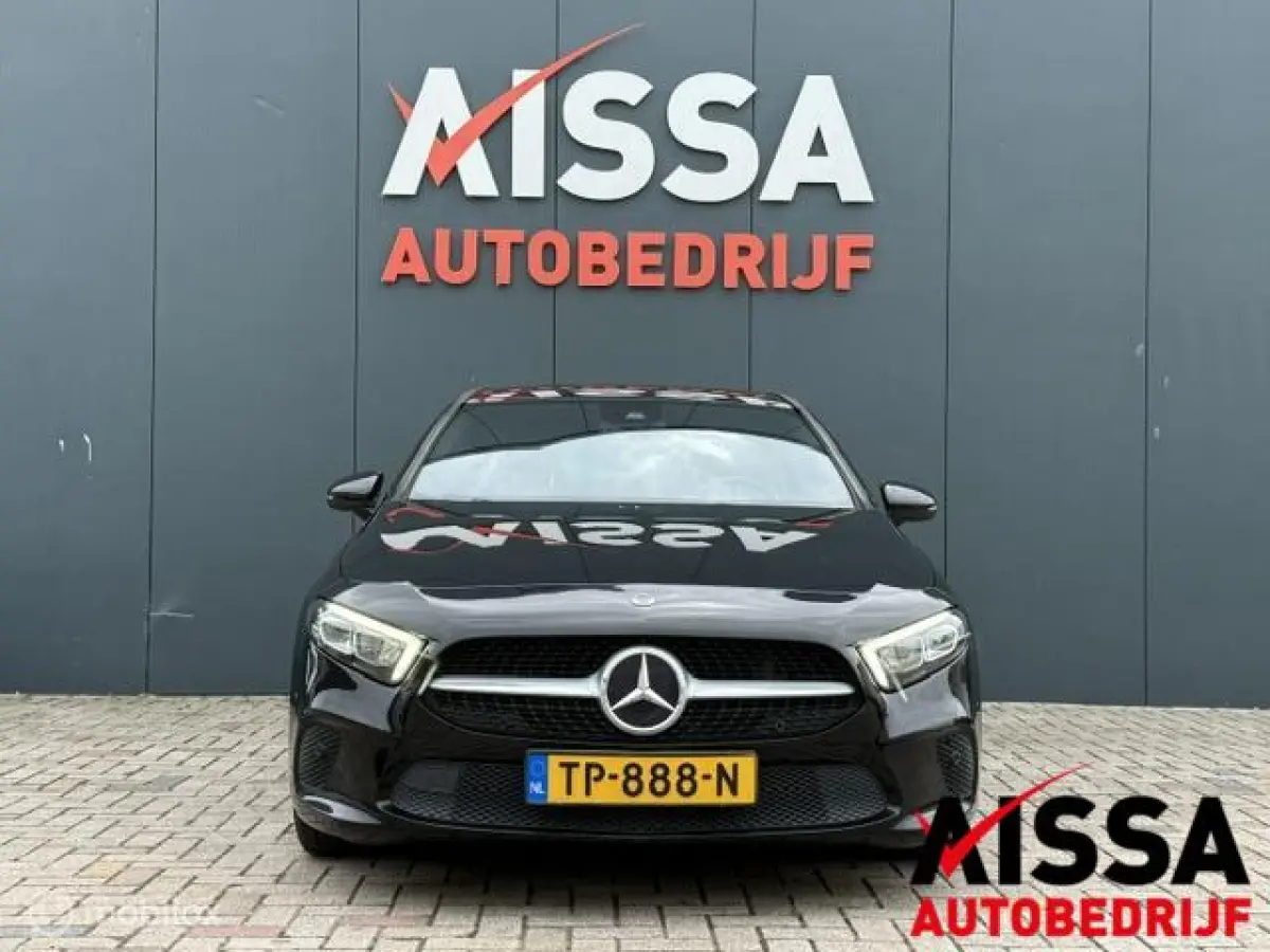 180 d Business Solution CAMERA NAVI CRUISE