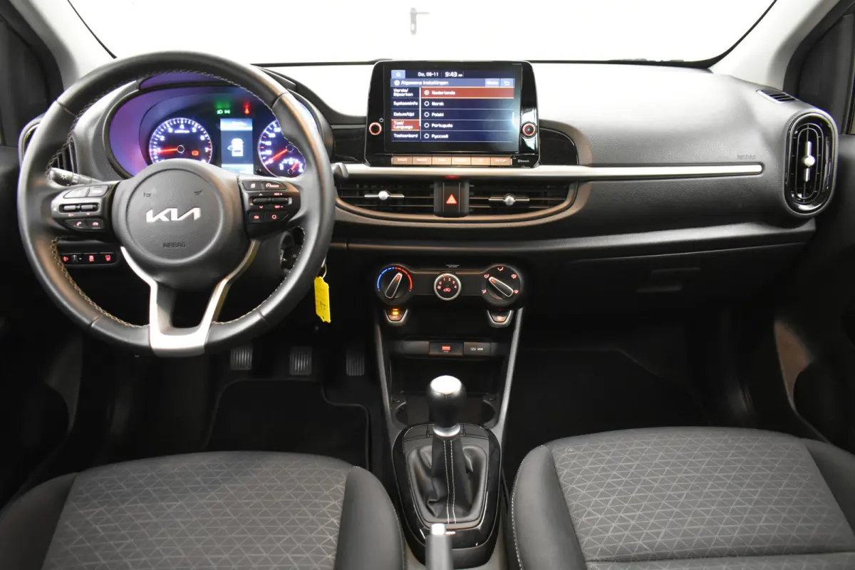 1.0 DPi DynamicLine Camera Cruise Navi Carplay NAP