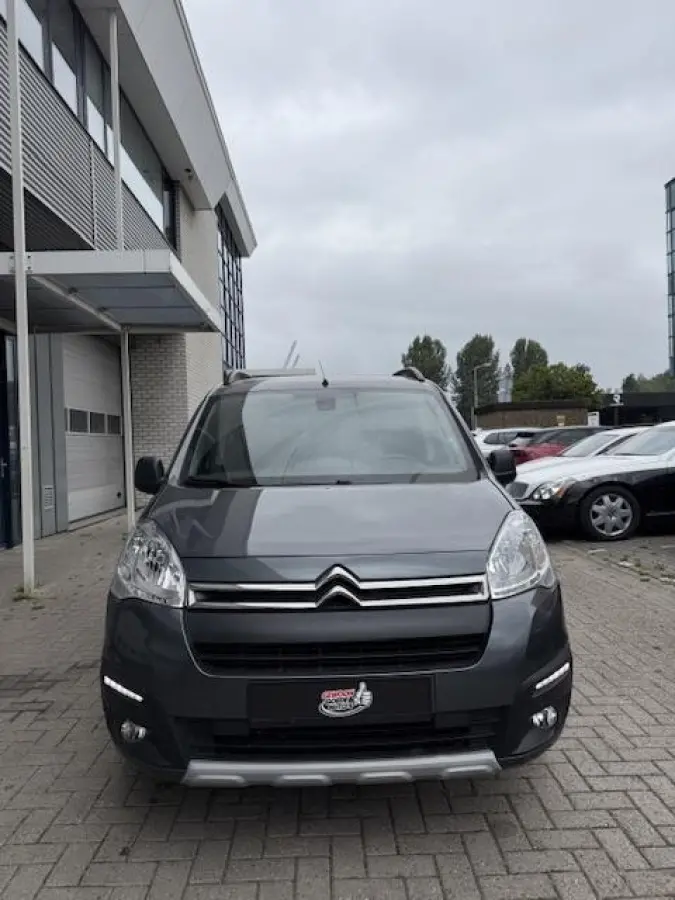 1.2 Benzine | Airco | Trekhaak | 5 zitplaatsen