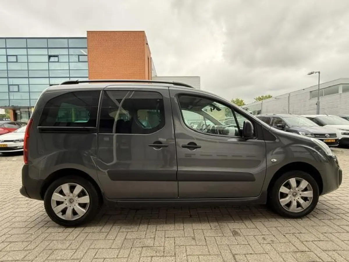 1.2 Benzine | Airco | Trekhaak | 5 zitplaatsen