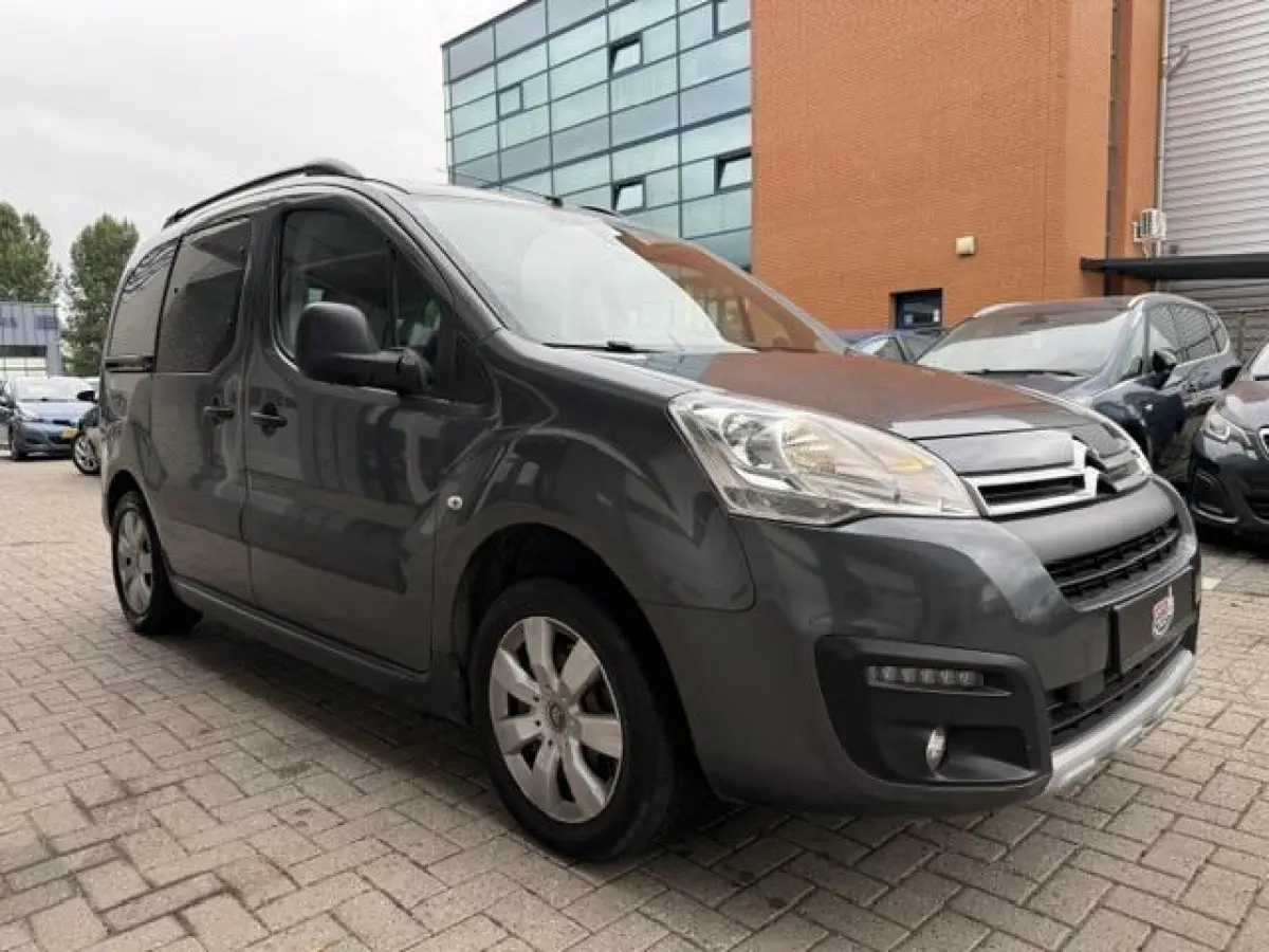 1.2 Benzine | Airco | Trekhaak | 5 zitplaatsen