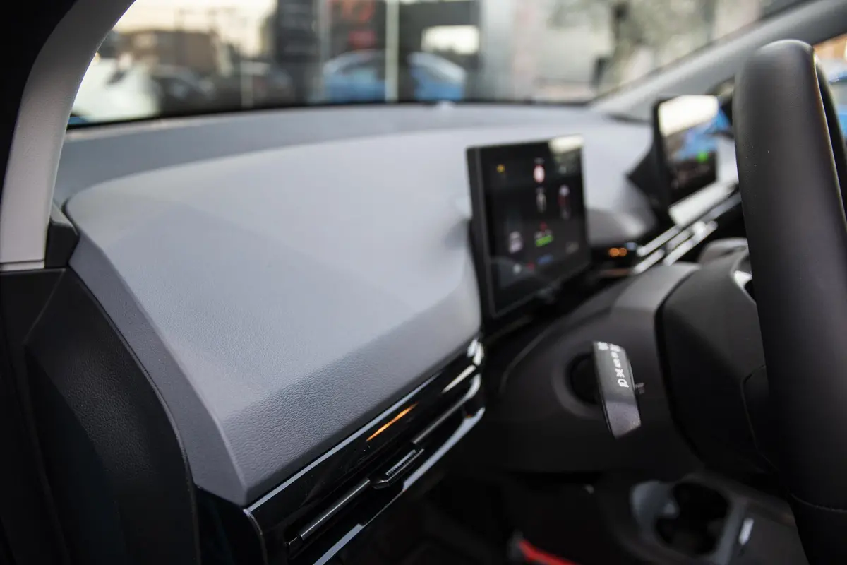 Trophy Extended Range 77 kWh | Navi | Dual Color Interieur | 360 Camera | Led Koplampen | Apple Carplay | Keyless Entry & Go |
