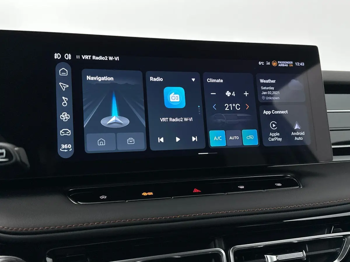 1.5 272pk Aut. Comfort | 100 KM Elektrisch | Camera en parkeersensoren achter | Apple Carplay | 19" velgen | Privacy glass achter
