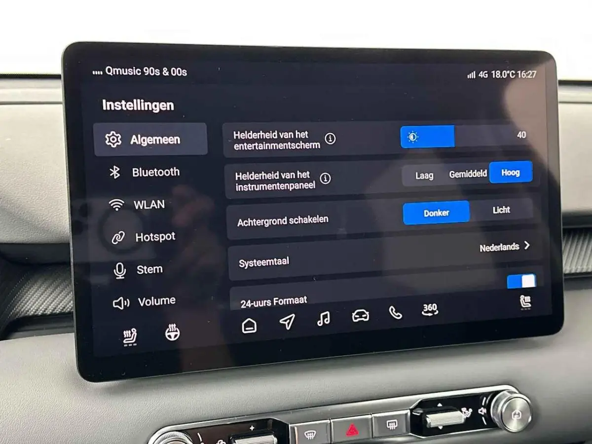 64kWh Luxury | Leder | Stoel + Stuurverwarming | Led Koplampen | CarPlay | 360 Camera |