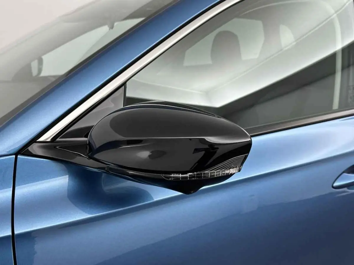 64kWh Luxury | Leder | Stoel + Stuurverwarming | Led Koplampen | CarPlay | 360 Camera |