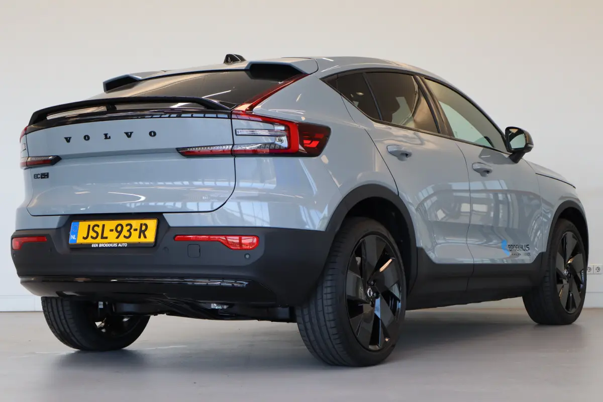 Single 238PK Plus Black Edition 70kWh | Getint Glas | Climate | HK Audio | BLIS | Pilot Assist | 20'''