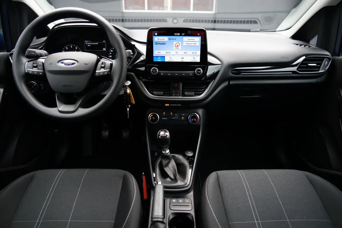 1.0 EcoBoost Connected, NL, CarPlay, cruise, LED