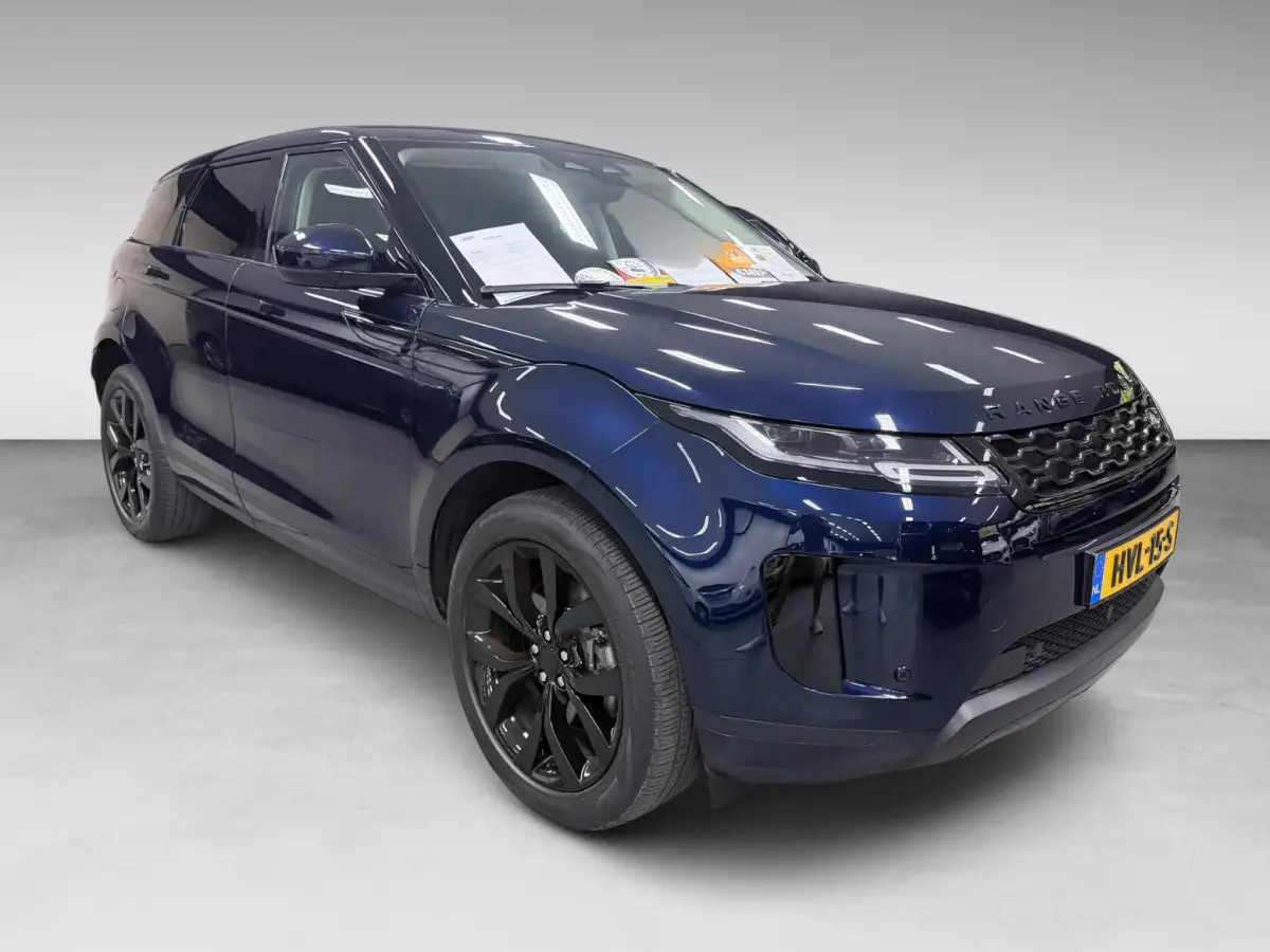 1.5 P300e AWD BLACK-LINE SOH 95%/NAVI/V-COCKPIT/LEDER/DAB/CARPLAY/LED/CAM/M-STOELEN///