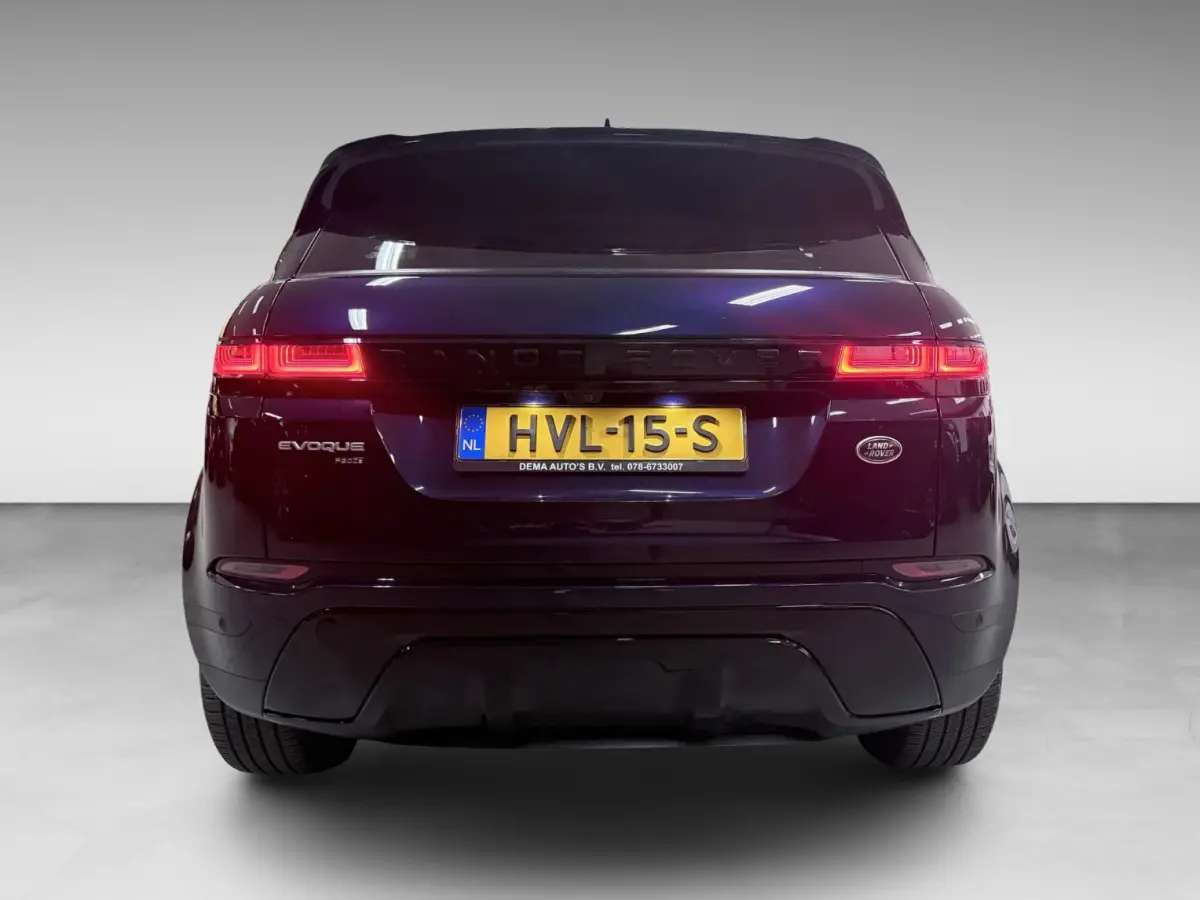 1.5 P300e AWD BLACK-LINE SOH 95%/NAVI/V-COCKPIT/LEDER/DAB/CARPLAY/LED/CAM/M-STOELEN///