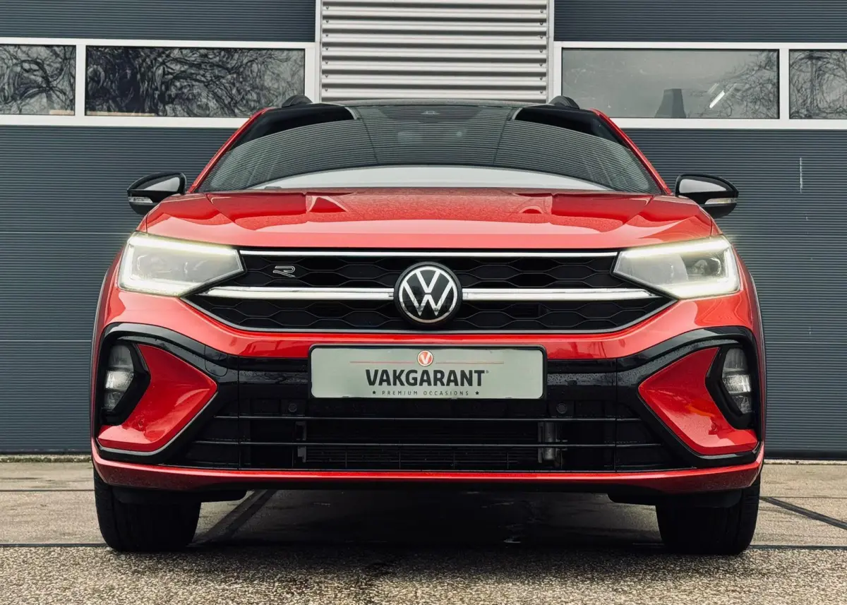 1.0 TSI R-Line |Camera |Virtual display |IQ Light |Keyless |Stoelverw. |ACC