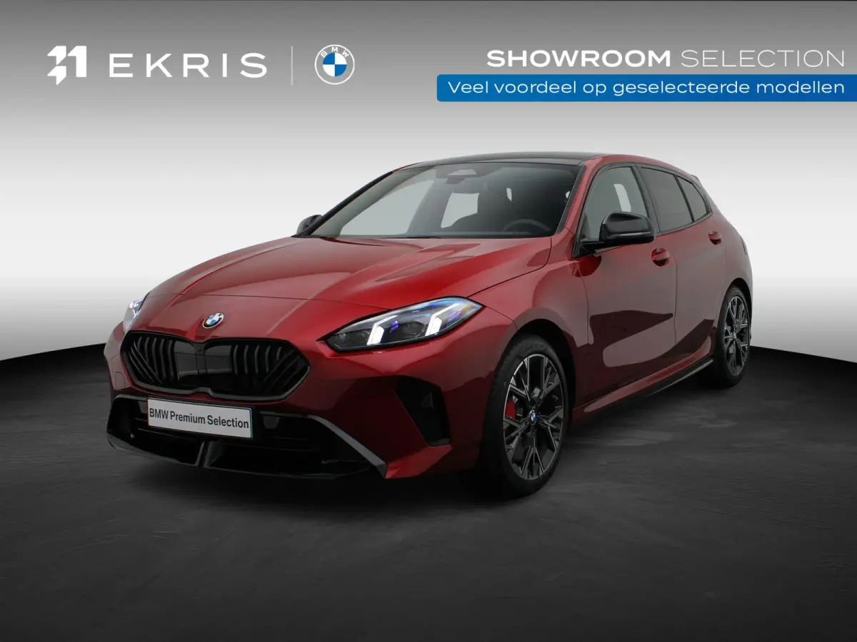 120 M Sportpakket Pro | Premium Pack | Achteruitrijcamera | Extra Getint Glas | Driving Assistant | 18''