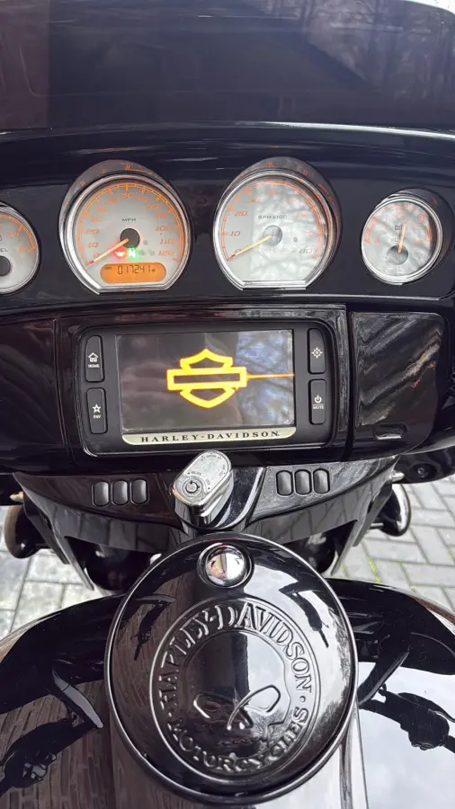FLHX Streetglide Street Glide Black Out CVO