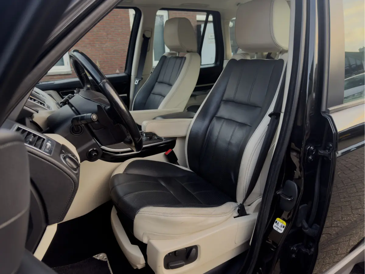 5.0 V8 SC Autobiography 510PK - Nieuwe Motor! Youngtimer, Airco, Afn. trekhaak, Elek. Verw. stoelen, Navi, Facelift!