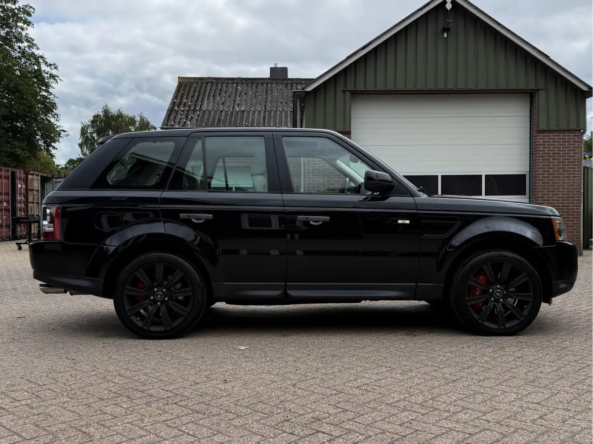 5.0 V8 SC Autobiography 510PK - Nieuwe Motor! Youngtimer, Airco, Afn. trekhaak, Elek. Verw. stoelen, Navi, Facelift!