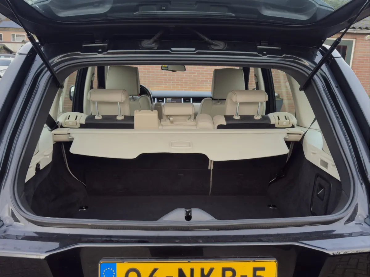 5.0 V8 SC Autobiography 510PK - Nieuwe Motor! Youngtimer, Airco, Afn. trekhaak, Elek. Verw. stoelen, Navi, Facelift!
