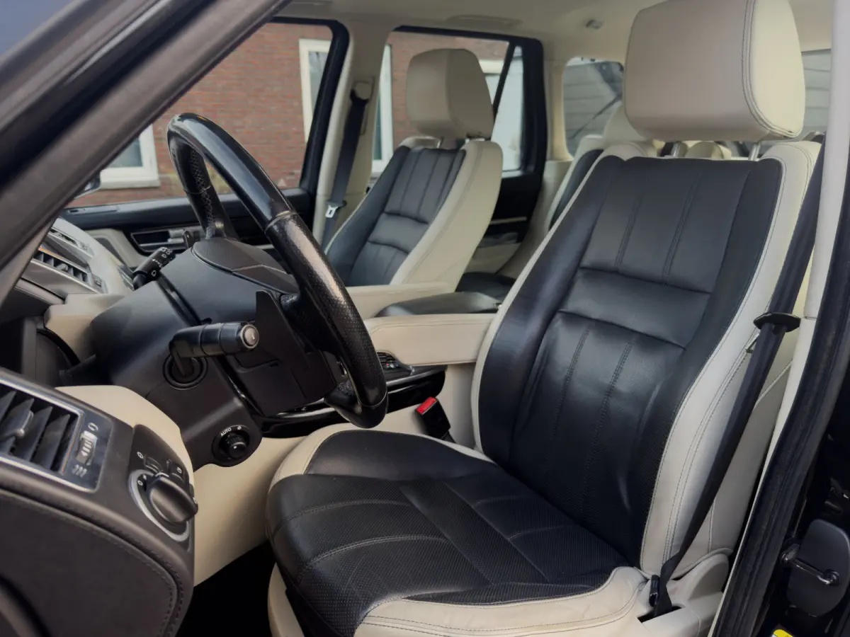 5.0 V8 SC Autobiography 510PK - Nieuwe Motor! Youngtimer, Airco, Afn. trekhaak, Elek. Verw. stoelen, Navi, Facelift!