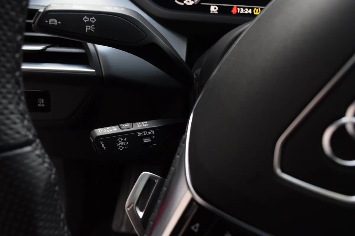 Quattro / RS Design Interieur/ B&O/ Panoramadak/ Luchtvering