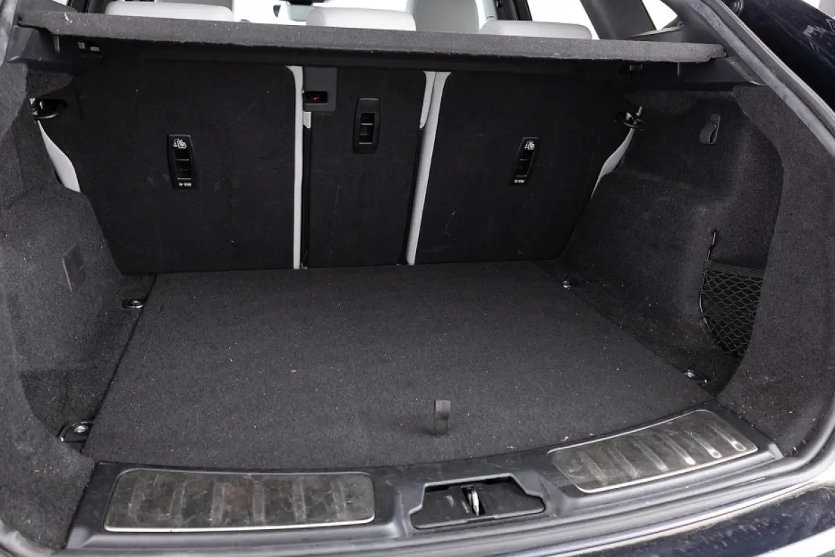 1.5 P300e AWD R-Dynamic S | PANORAMADAK | LEDER | EL. STOELEN | Full LED