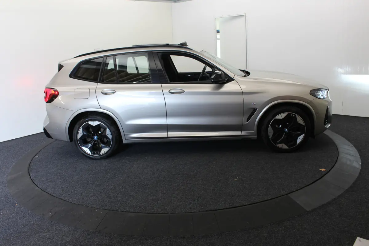 Executive 80 kWh M-Pakket EL Trekh+aKlep SOH 100% Panodak Camera