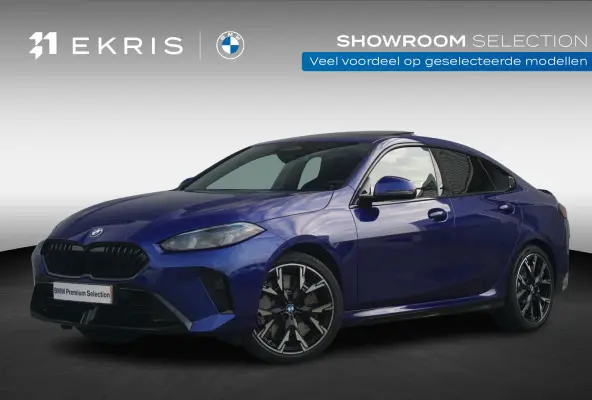 220 M Sportpakket Pro 19'' | Elektrisch Verstelbare Stoelen | Harman Kardon | Driving Assistant Plus |