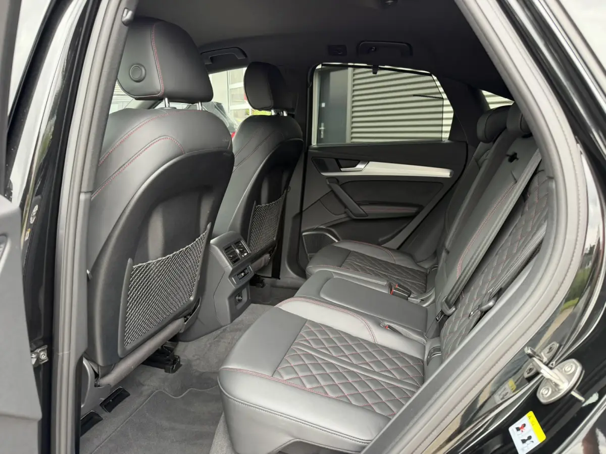 40 TFSI 204 PK S-Line Luchtvering Lederen interieur Trekhaak ACC Matrix Led Keyless Entry Head-Up Display 21 Inch LMV Sound-systeem Bang & Olufsen