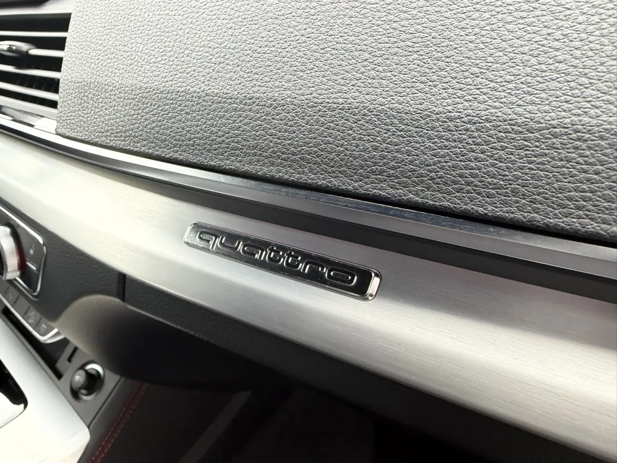 40 TFSI 204 PK S-Line Luchtvering Lederen interieur Trekhaak ACC Matrix Led Keyless Entry Head-Up Display 21 Inch LMV Sound-systeem Bang & Olufsen