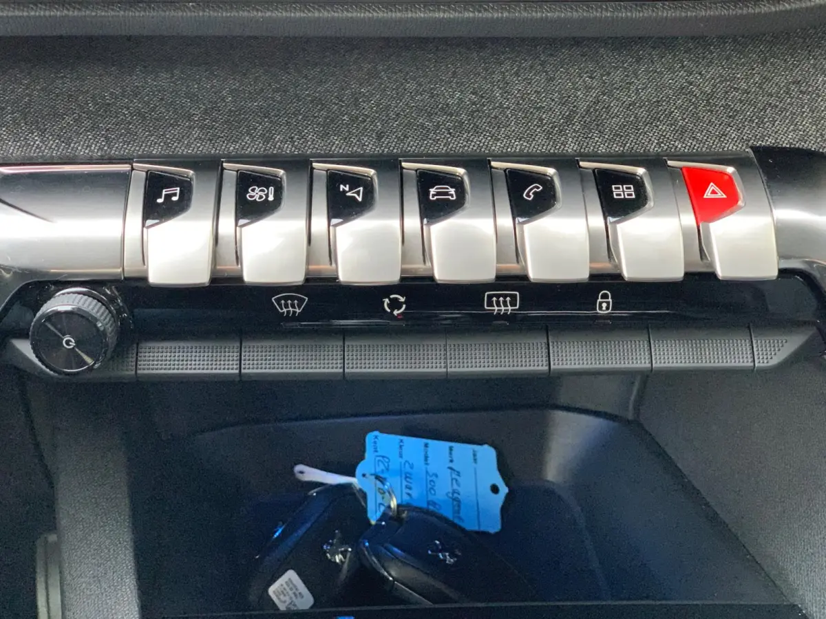 1.2 PureTech Allure |2e Eigenaar|Automaat|D-riem v.v.|Camera| Navigatie|Cruise Control |