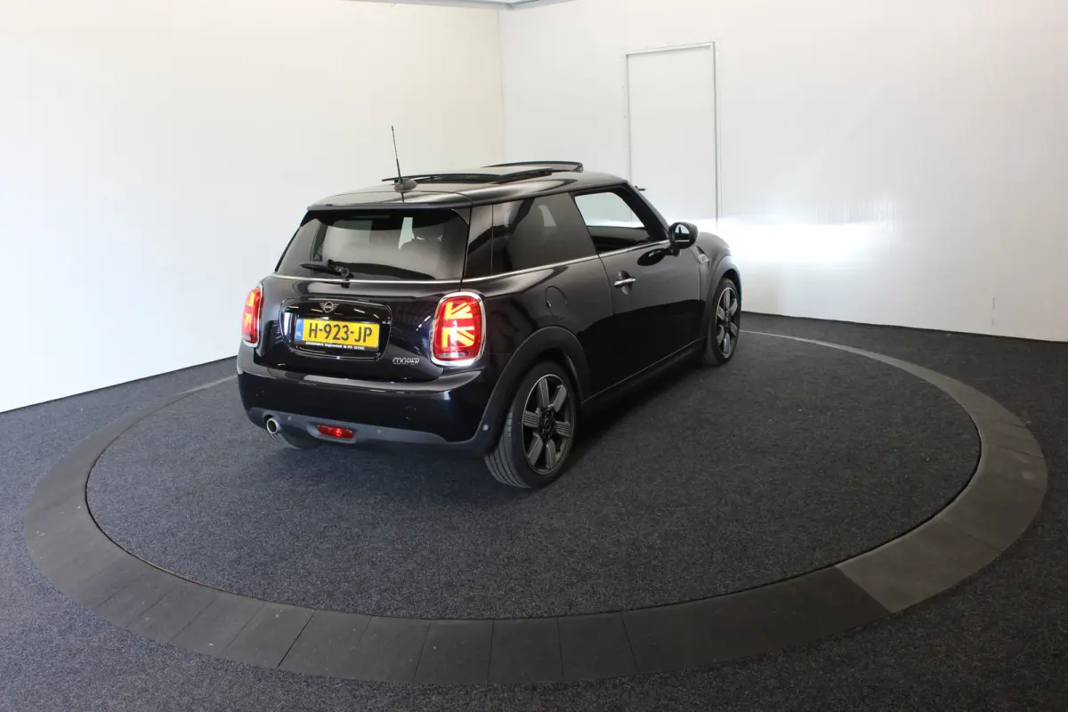 Mini 1.5 60 Years Edition Panodak Vol Leder Harman Cardon Zwarte hemel Navi