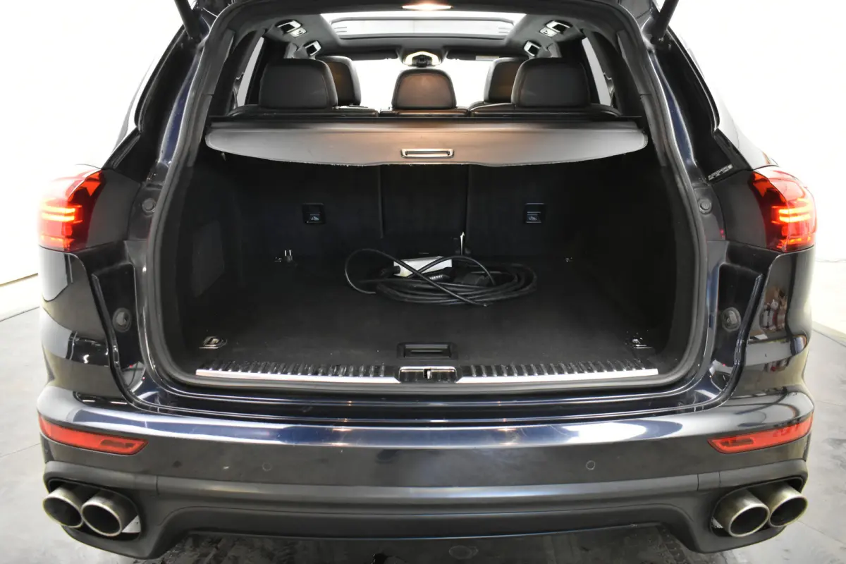 3.0 S E-Hybrid Panoramadak Bose Luchtvering