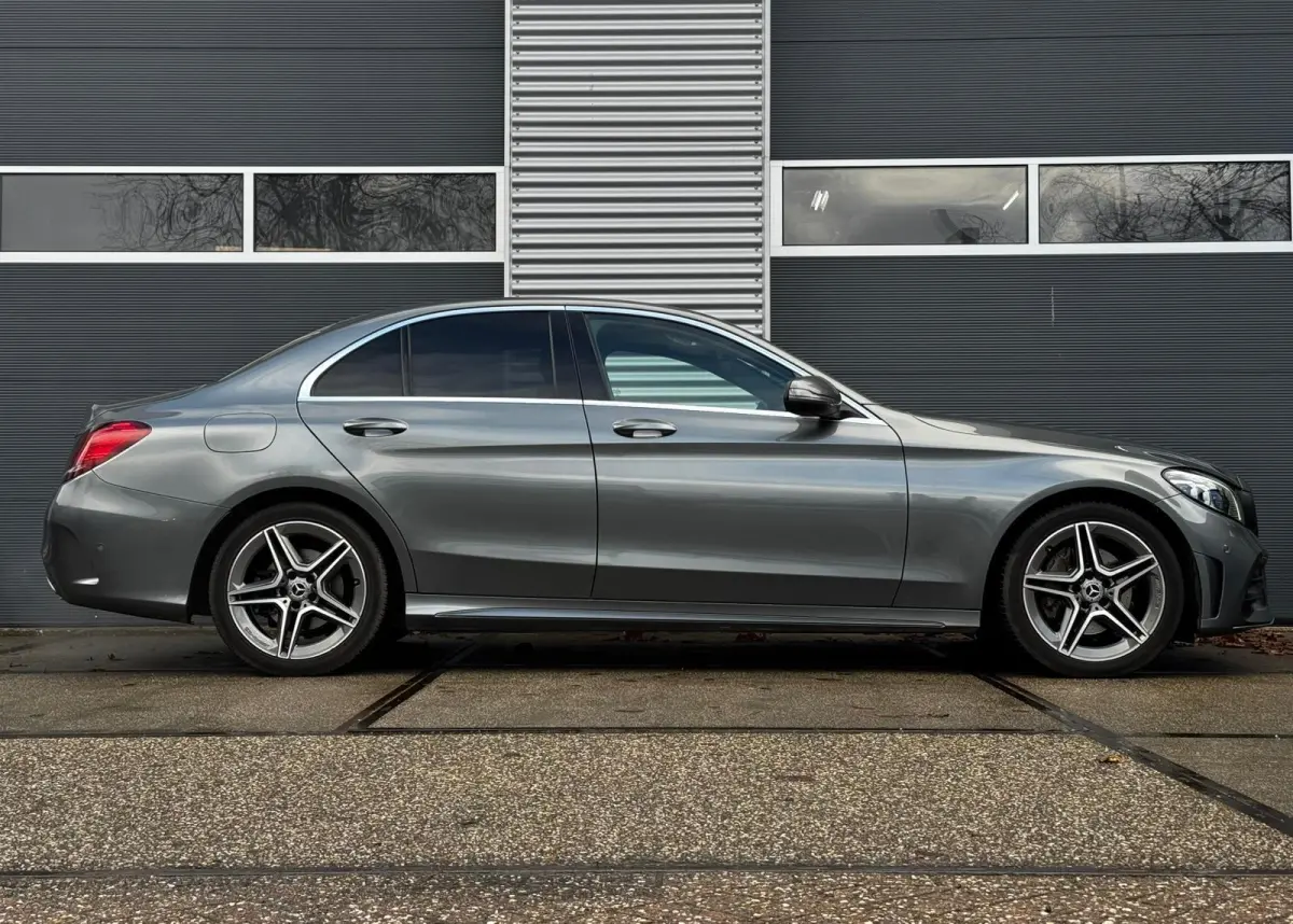 180 Business Solution AMG |Stoelverw. |Sfeer |Camera |Multibeam LED