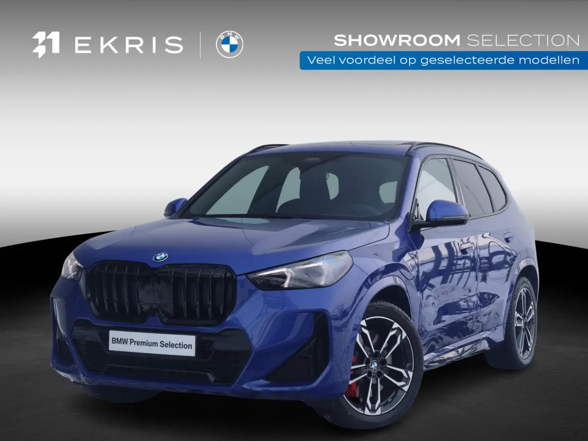 xDrive25e | SoH 100% | M Sportpakket Pro | Stuurwielrand verwarmd | Comfort Access | Trekhaak | Panoramadak | Stoelverwarming | Driving Assistant Plus | Head-Up