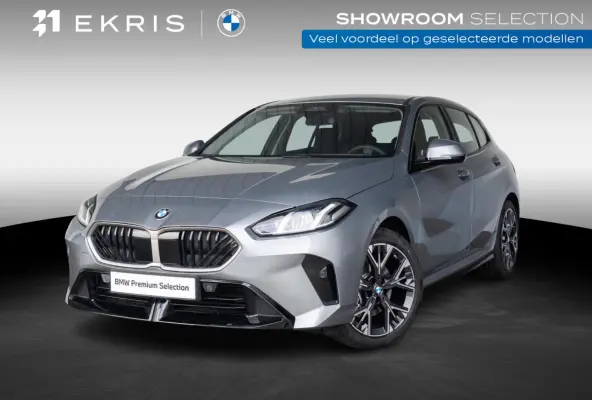 120 | M Sport Design | Achteruitrijcamera | Stoelverwarming | Driving Assistant | 18'' |