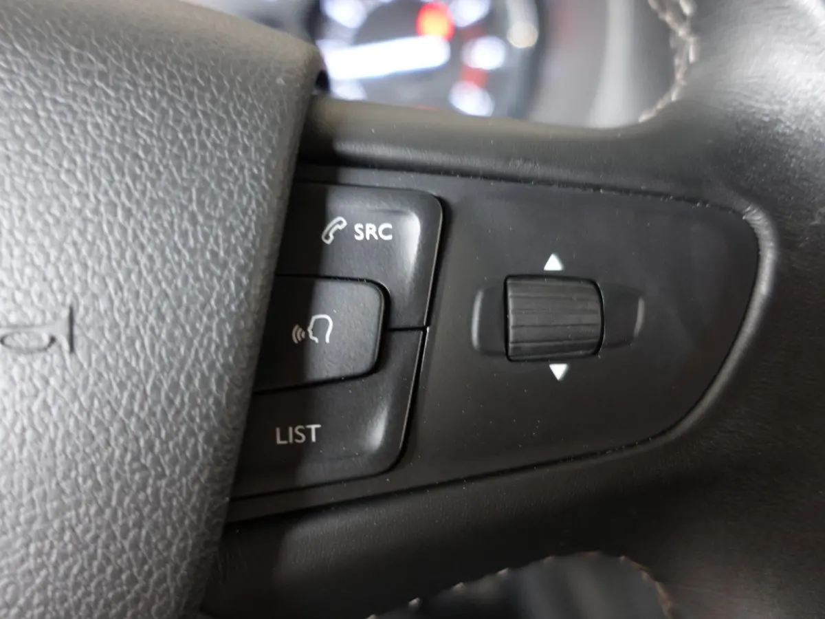 2.0 CDTI L3H1 Edition Airco Navigatie Parkeersensoren Trekhaak