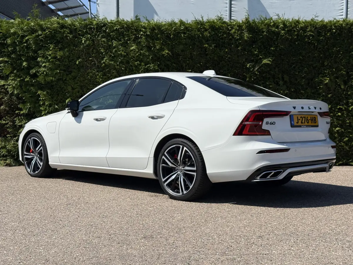 T6 AWD Twin Engine R-Design | Trekhaak | Bliss | Keyless | Cruise Control |